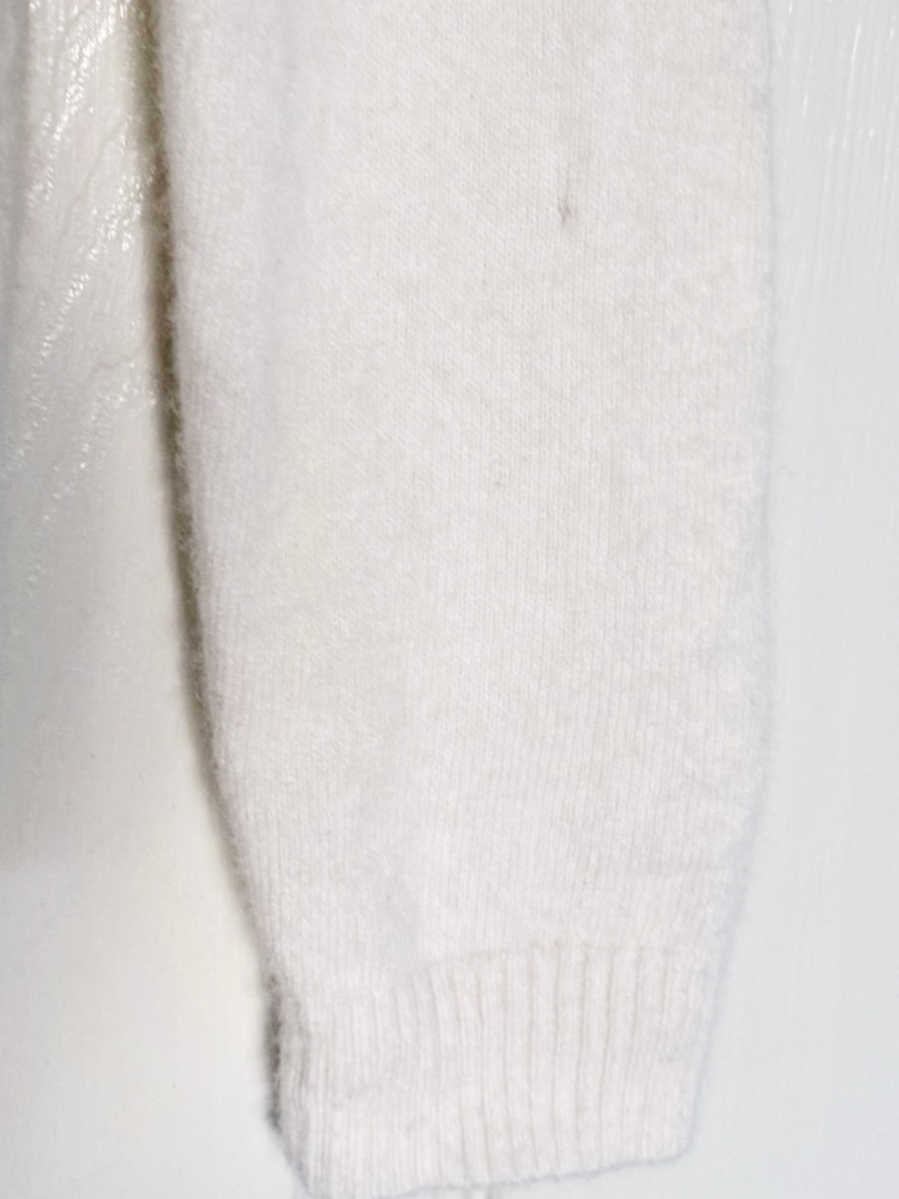 L.L. Bean Women's Ivory Crewneck Cashmere Sweater - Picture 5 of 5
